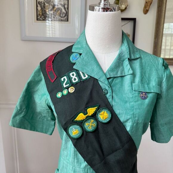 Vintage 50s Girl Scout Uniform and Sash Womens Small Medium S M - Picture 2 of 10